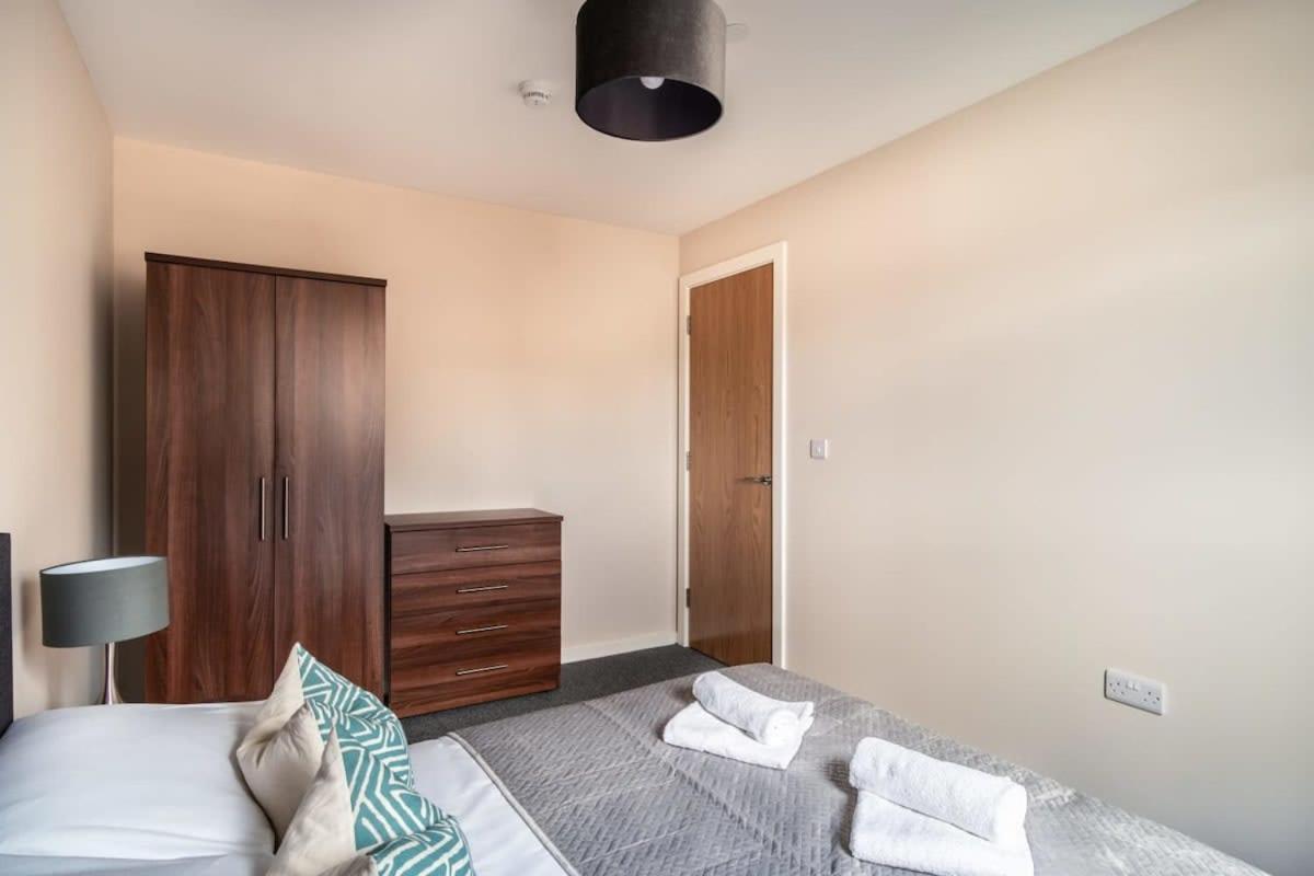 Modern & Stylish 2 Bed Apartment In Manchester Exterior photo